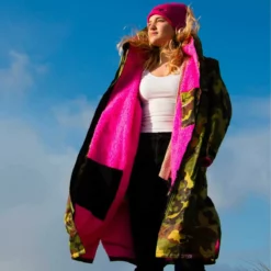 Dryrobe Long Sleeve - Camo / Pink 17 Dryrobe Long Sleeve - Camo / Pink -UK Surf Sales 2024 camo pink9