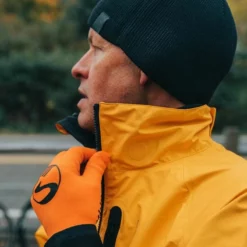 Showers Pass Crosspoint Waterproof Beanie - Black -UK Surf Sales 2024 crosspoint waterproof beanie black