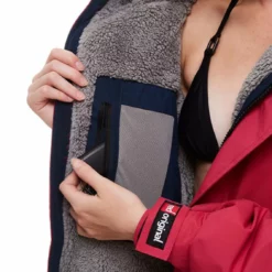 Red Original Pro Changing Jacket 2.0 EVO Long Sleeve - Fuchsia Pink -UK Surf Sales 2024 fuschia pink long sleeve female detail