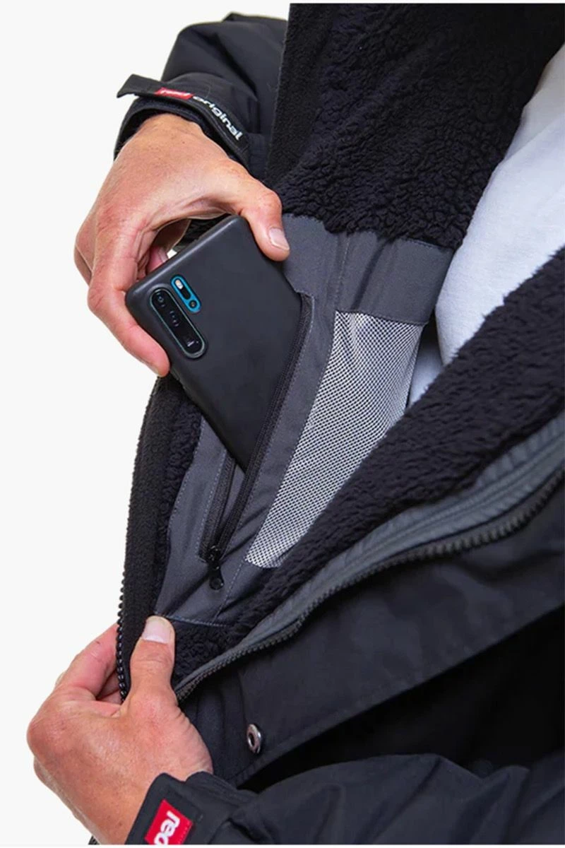 Red Original Pro Changing Jacket EVO Long Sleeve - Stealth Black 6 Red Original Pro Changing Jacket EVO Long Sleeve - Stealth Black - Image 4