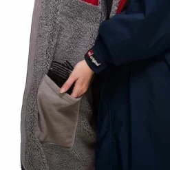 Red Original Pro Changing EVO Jacket - Long Sleeve - Navy -UK Surf Sales 2024 red original evo navy changing robe 2022 inside kit pocket