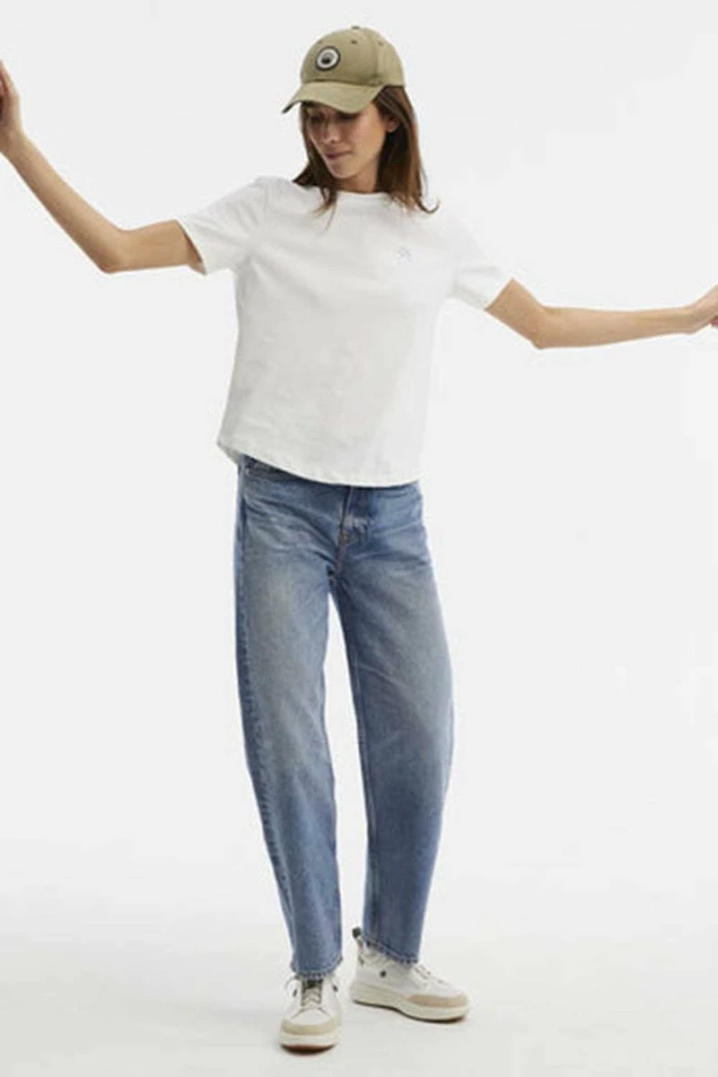 Tropicfeel Water-Repellent Quick Dry Paddle Board T-Shirt - White 8 Tropicfeel Water-Repellent Quick Dry Paddle Board T-Shirt - White - Image 6